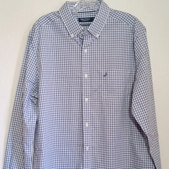 Nautica Classic Fit wrinkle resistant long sleeve button down shirt men size L - Picture 1 of 8